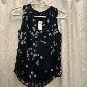NWT Banana republic navy blouse white floral print small
